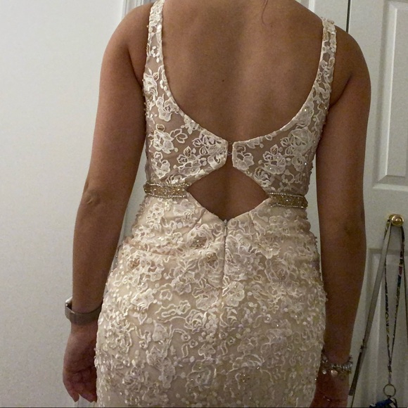 Prom dress - Picture 2 of 5